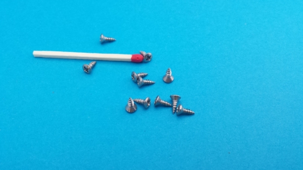 Śruba 2,2 x  6,5 mm - stożek
