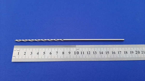 Wiertło chirurgiczne 3,2/180 mm