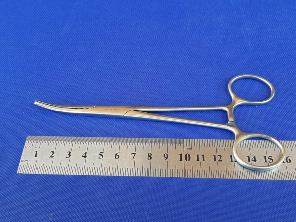 Pean odgięty 160 mm Chifa mat.