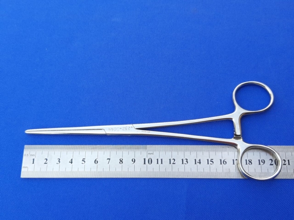 Pean prosty 200 mm polerowany Węgry